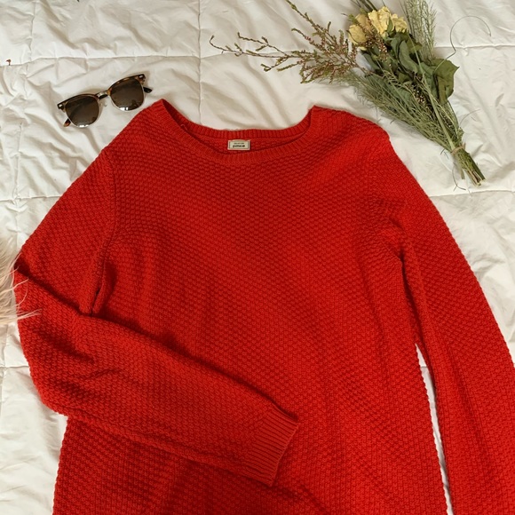excellent condition knit sweater - Picture 3 of 6